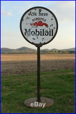 Rare MOBILOIL GARGOYLE PORCELAIN DOUBLE SIDED CURB SIGN With ORIGINAL Stand